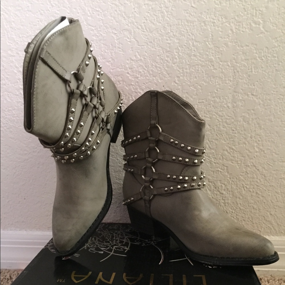 Cowboy Ankle boots